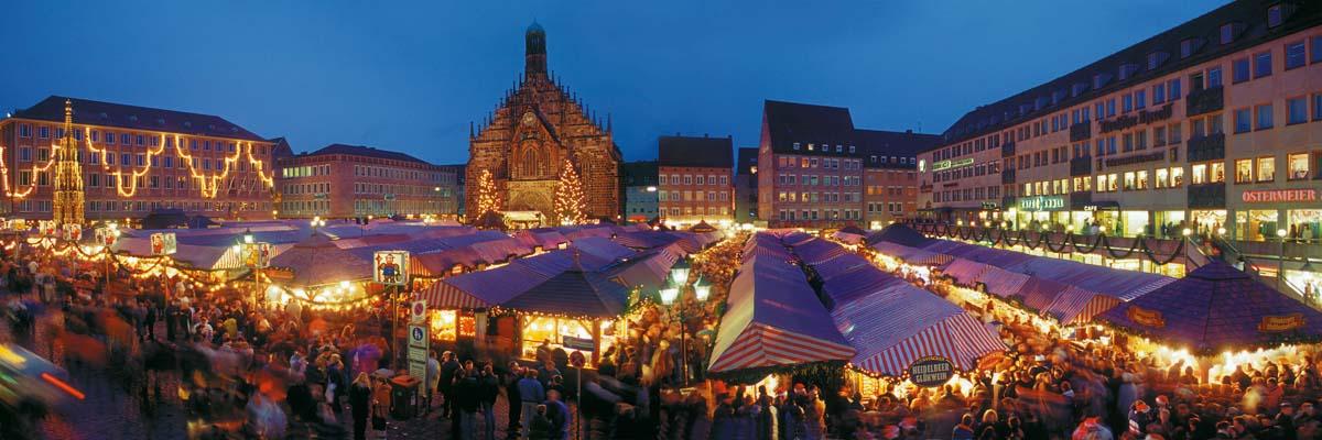 Danube_Nuremberg_Christmas_Market.jpg